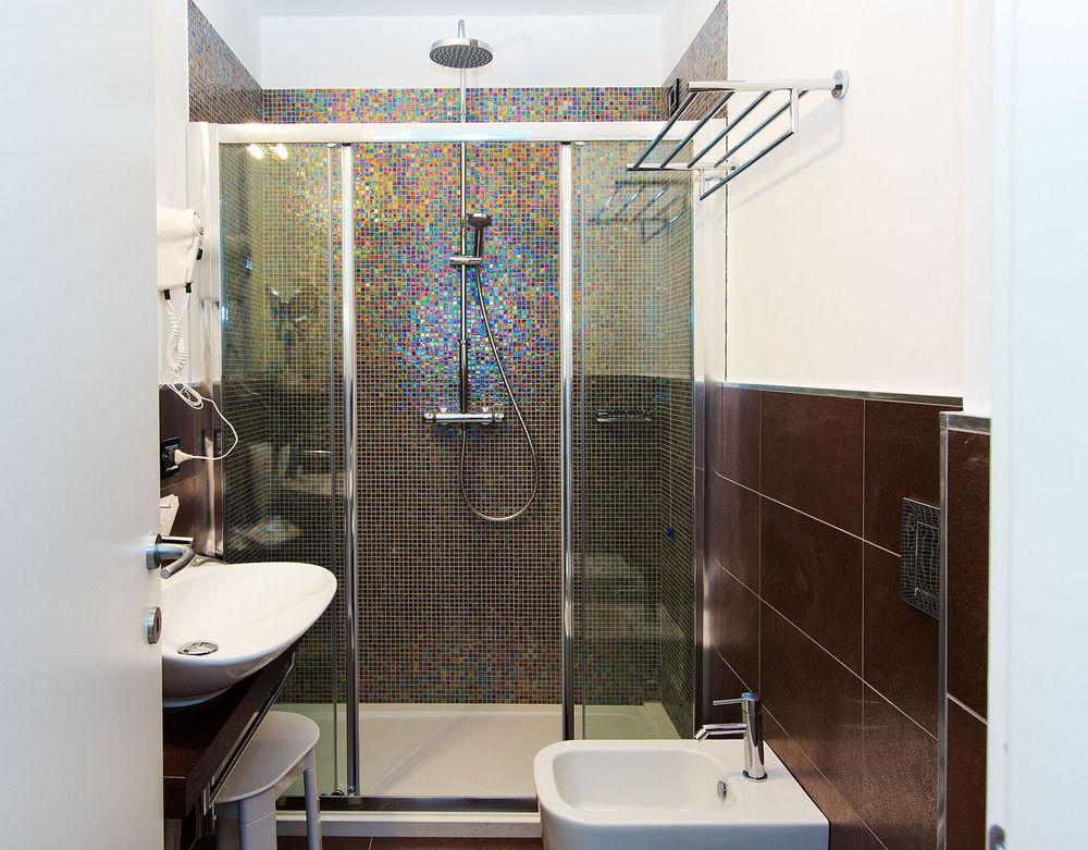 Hotel Maine Finale Ligure Bagian luar foto